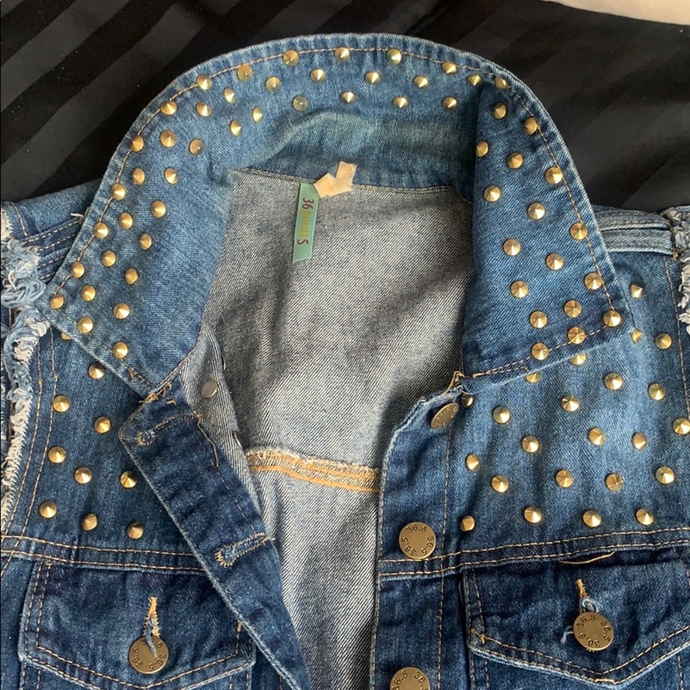 Studded Denim vest - Picture 3 of 8